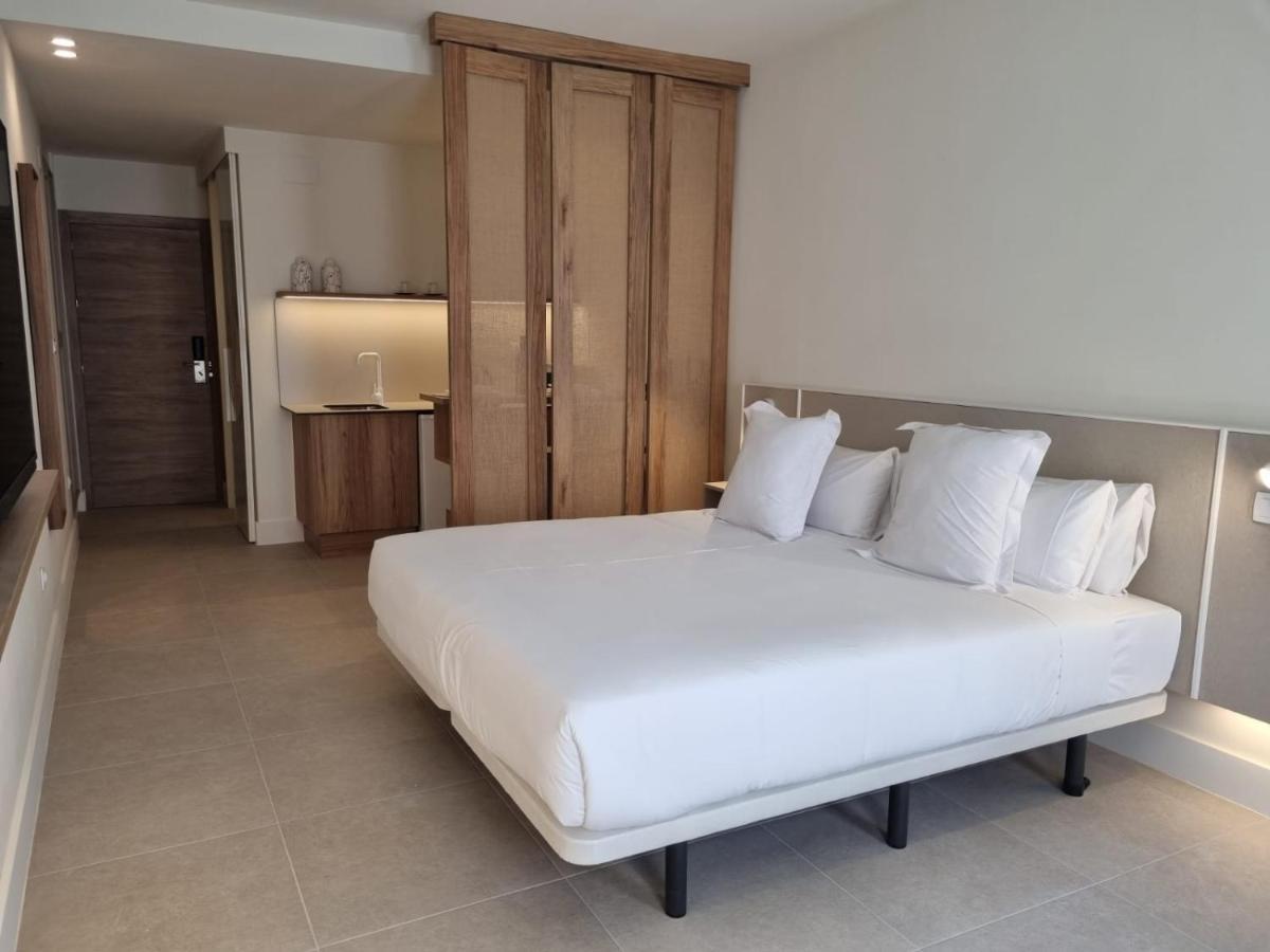 Reina Victoria Velazquez Aparthotel Alicante Luaran gambar