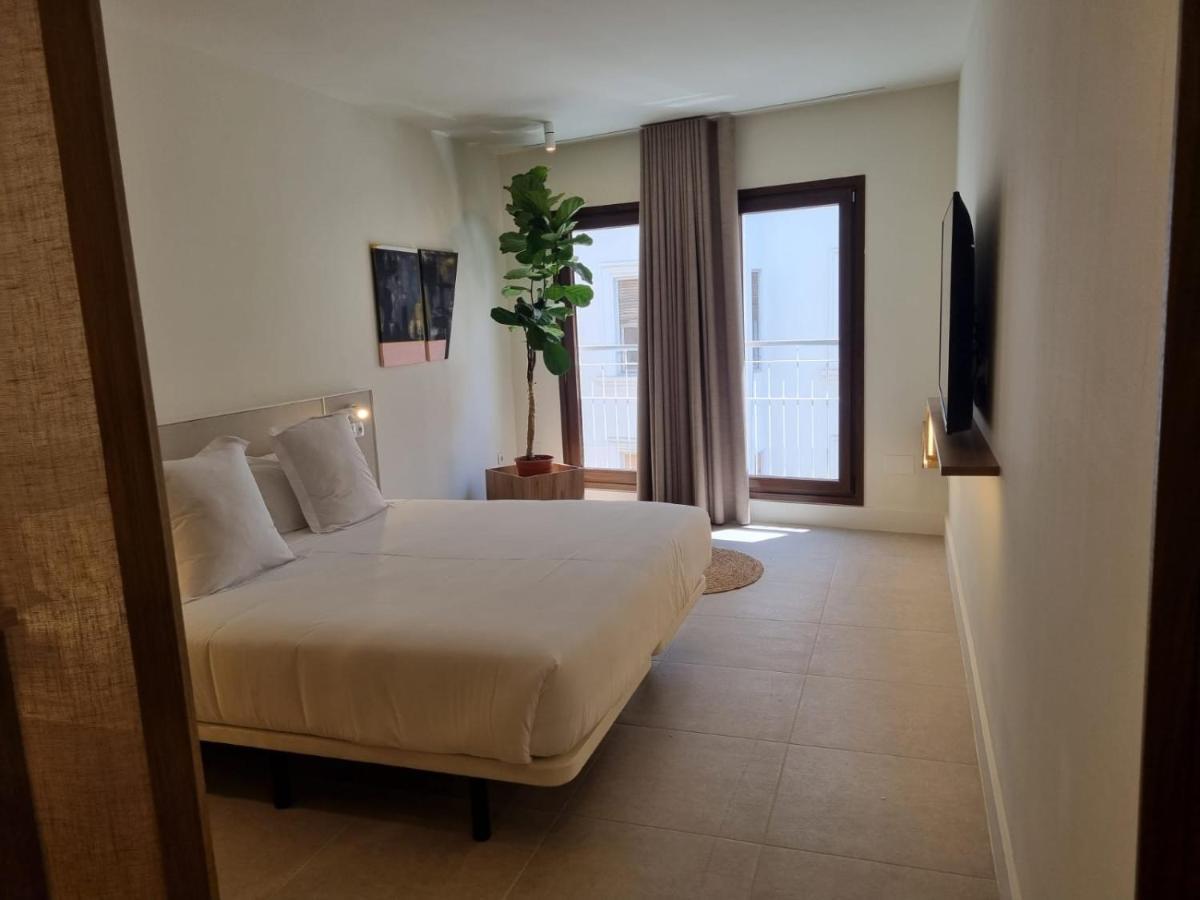 Reina Victoria Velazquez Aparthotel Alicante Luaran gambar