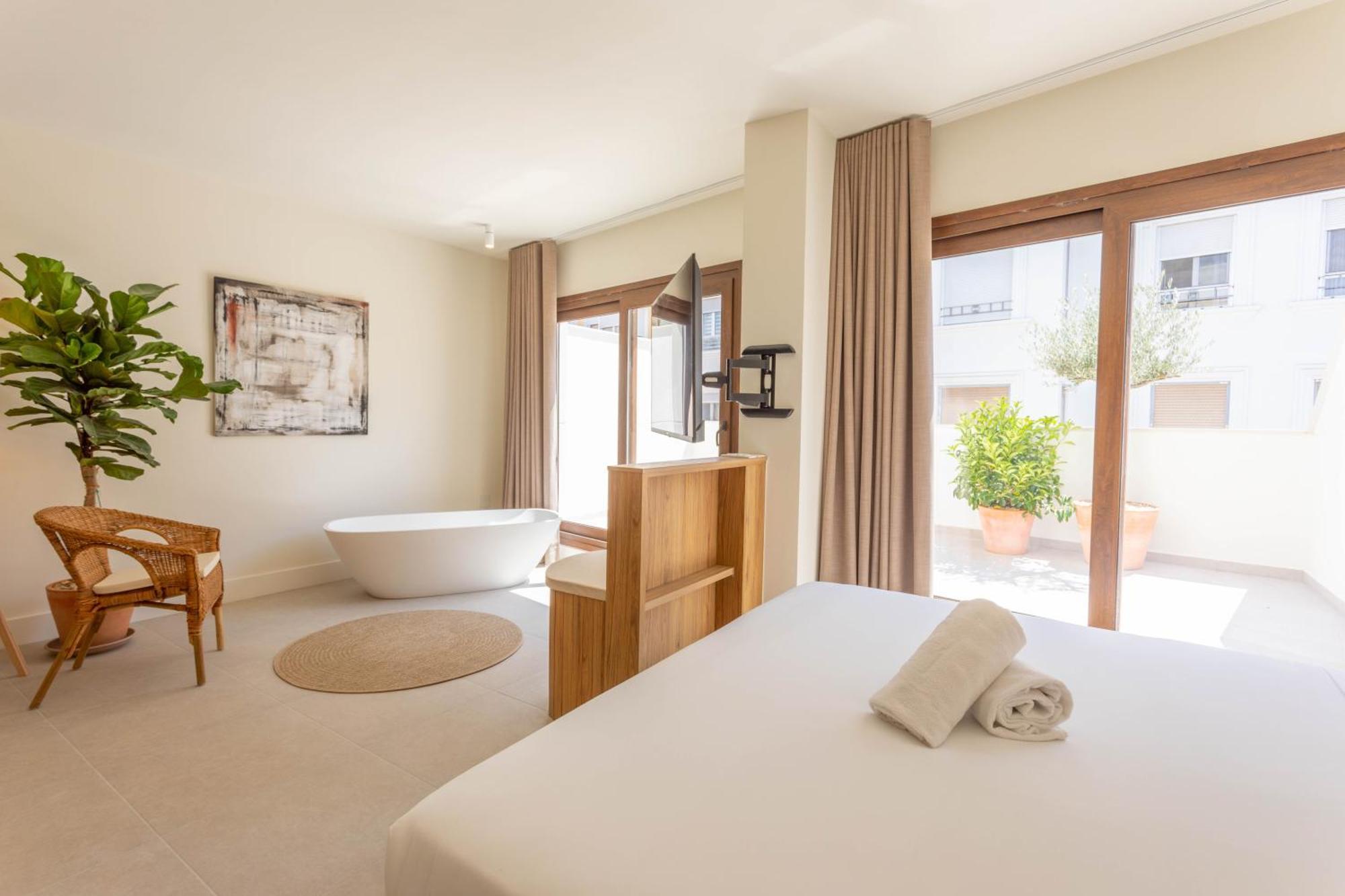 Reina Victoria Velazquez Aparthotel Alicante Luaran gambar